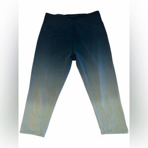 Earth Yoga Organic Cotton Athletic Capris – Ombre Blue/Teal – Size Large FLAW